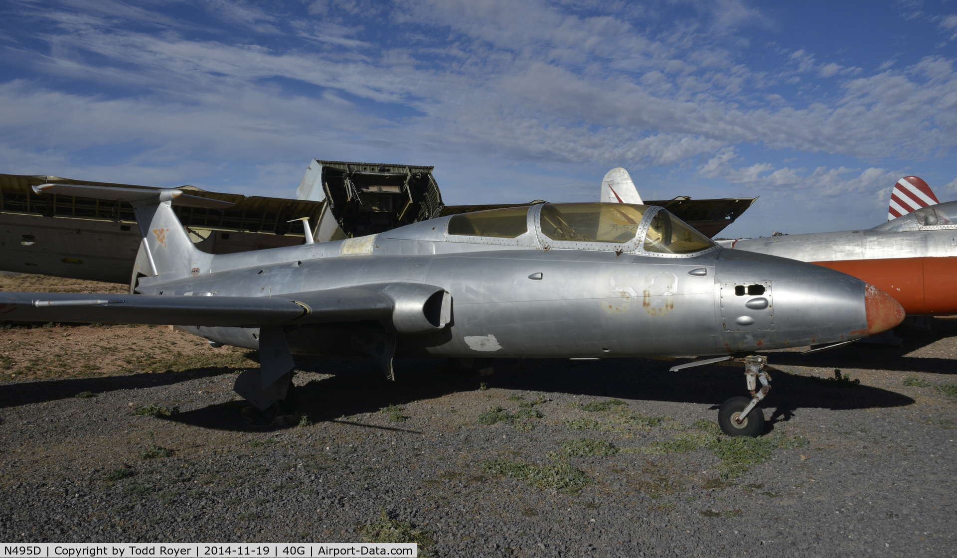 N495D, Aero L-29 DELFIN C/N 993219, on display at the Planes of Fame Valle location