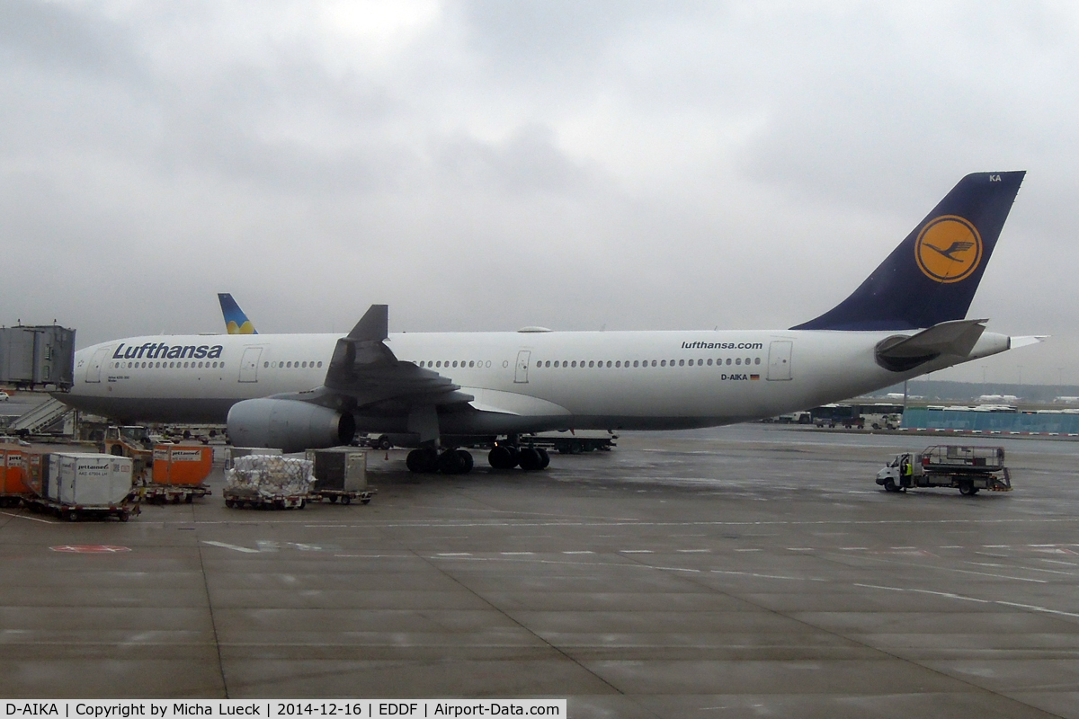 D-AIKA, 2004 Airbus A330-343X C/N 570, At Frankfurt