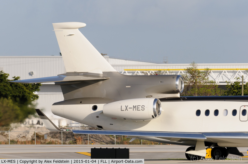 LX-MES, 2010 Dassault Falcon 7X C/N 097, Ft. Lauderdale