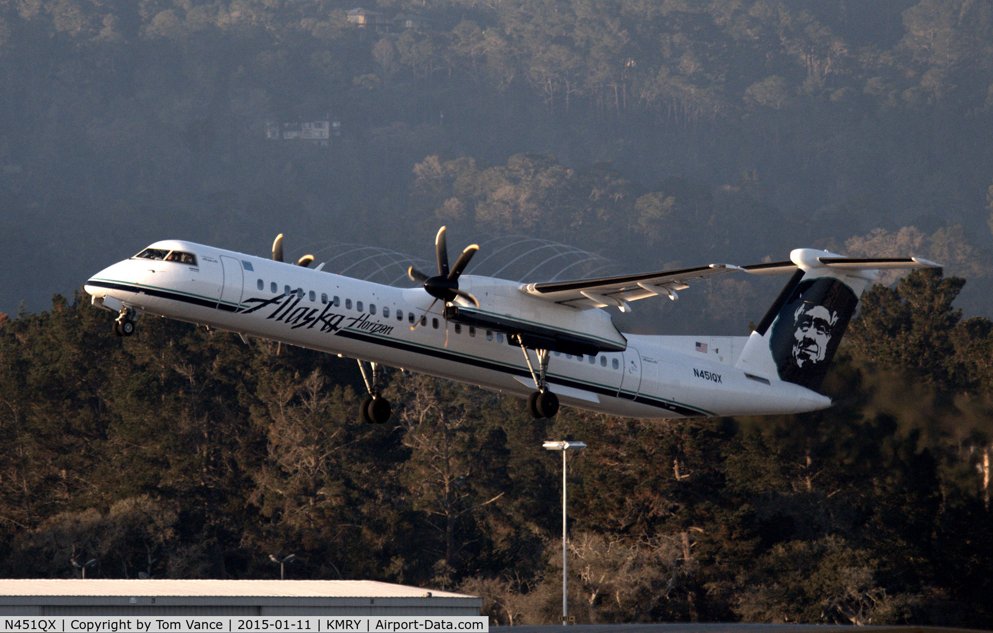 N451QX, 2013 Bombardier DHC-8-402 Dash 8 C/N 4457, departing KMRY for LAX