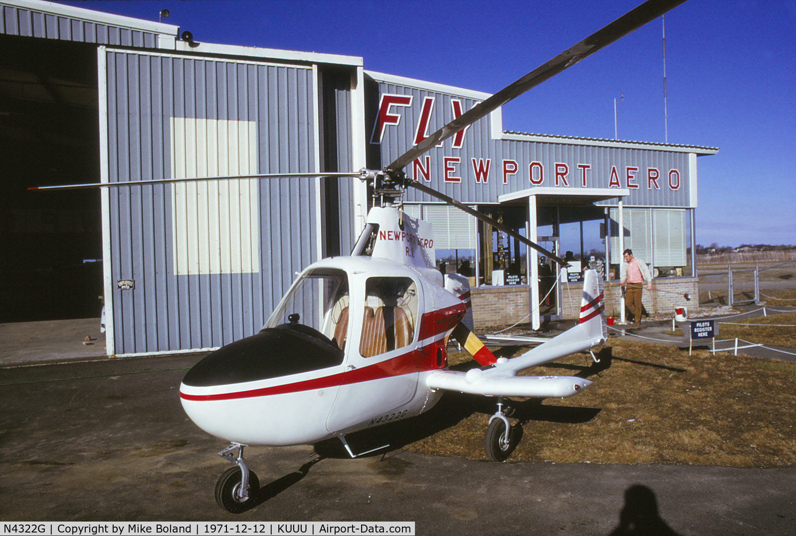 N4322G, 1971 McCulloch J-2 C/N 032, McCullouch J-2 gyrocopter N4322G at Newport State Airport, Dec 12, 1971.