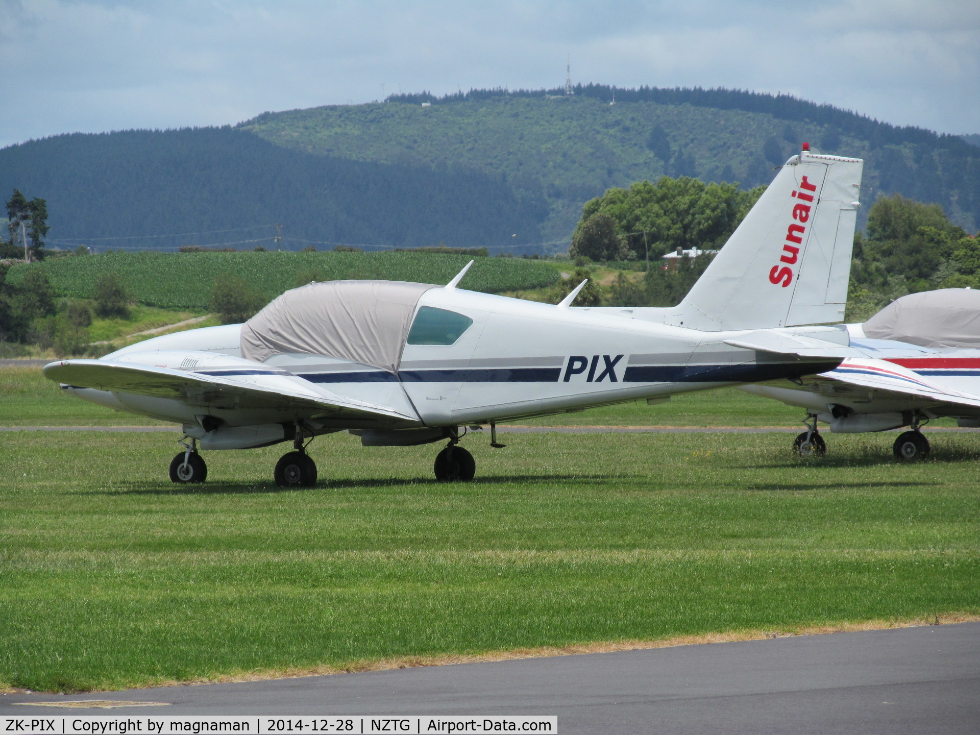 ZK-PIX, Piper PA-23-250 Aztec C/N 27-4738, Sunair have quite a few of these Aztecs in their fleet