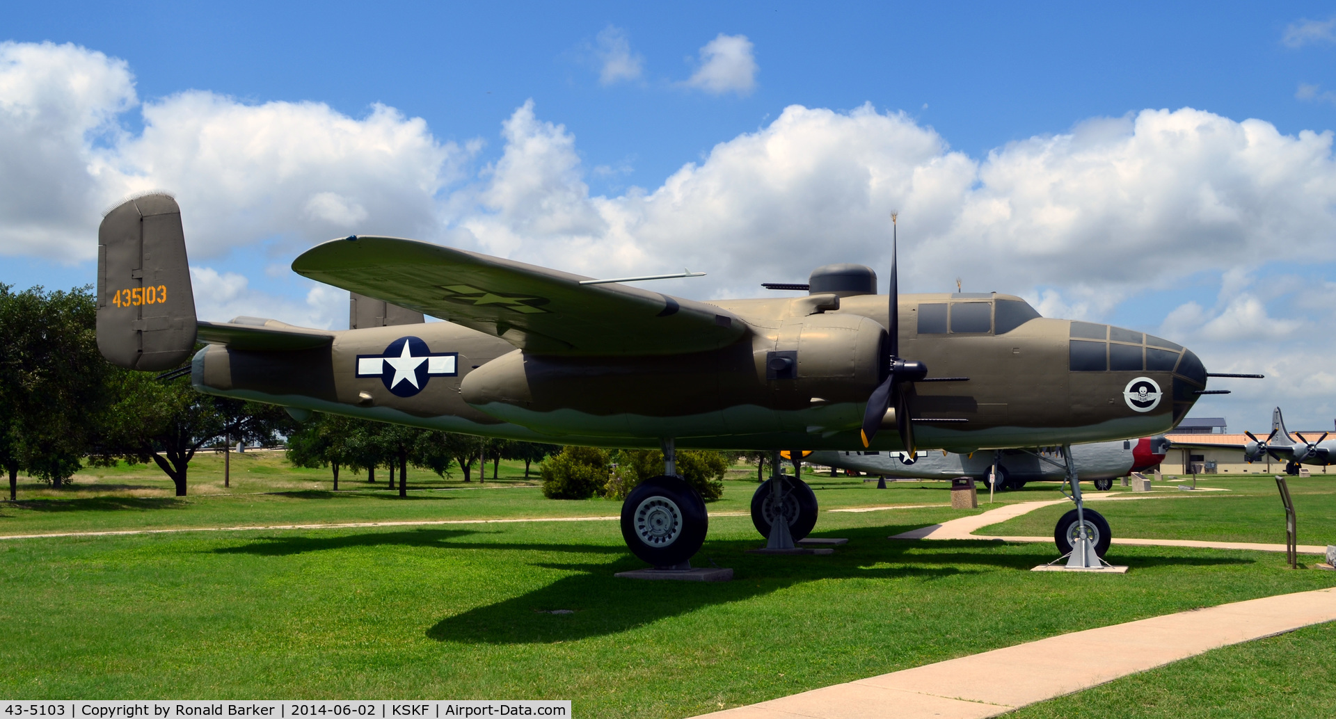 43-5103, 1943 North American B-25H Mitchell C/N 98-22104, LMTC Parade Field