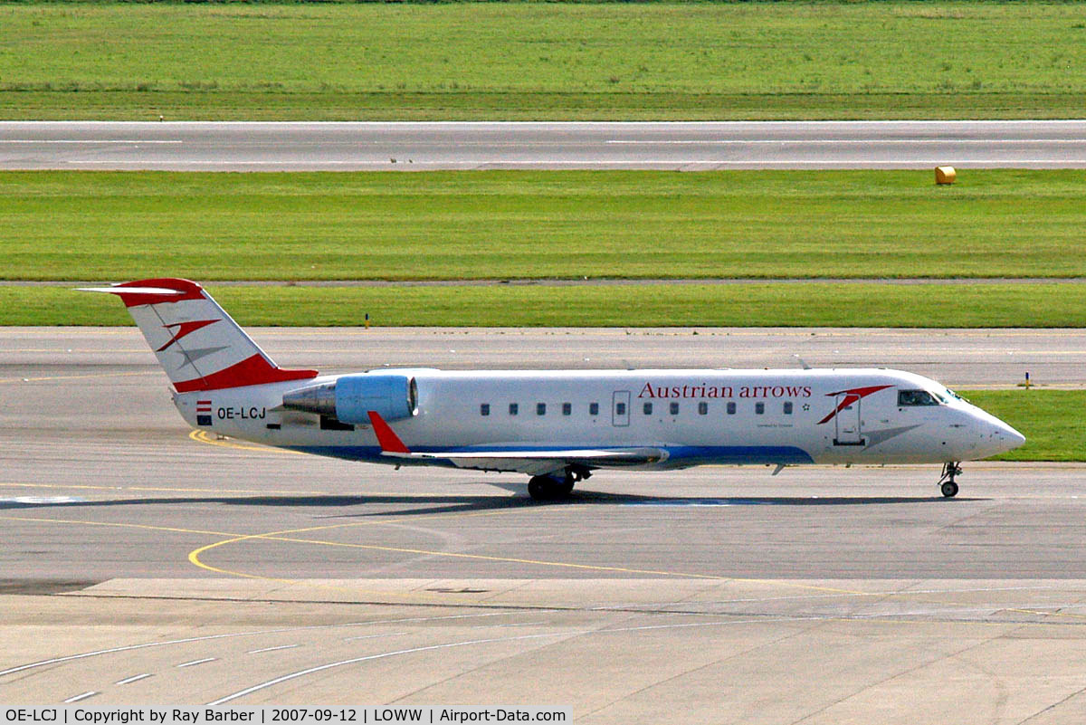 OE-LCJ, 1996 Canadair CRJ-200LR (CL-600-2B19) C/N 7142, Canadair CRJ-200LR [7142] (Austrian Arrows) Vienna-Schwechat~OE 12/09/2007