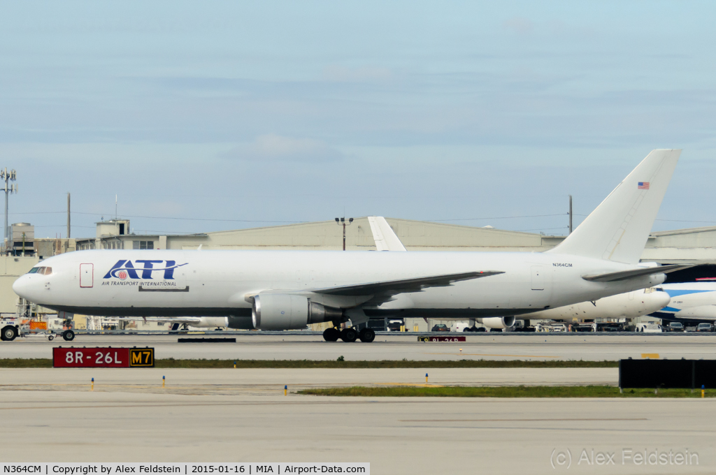 N364CM, 1989 Boeing 767-338/ER C/N 24531, Miami