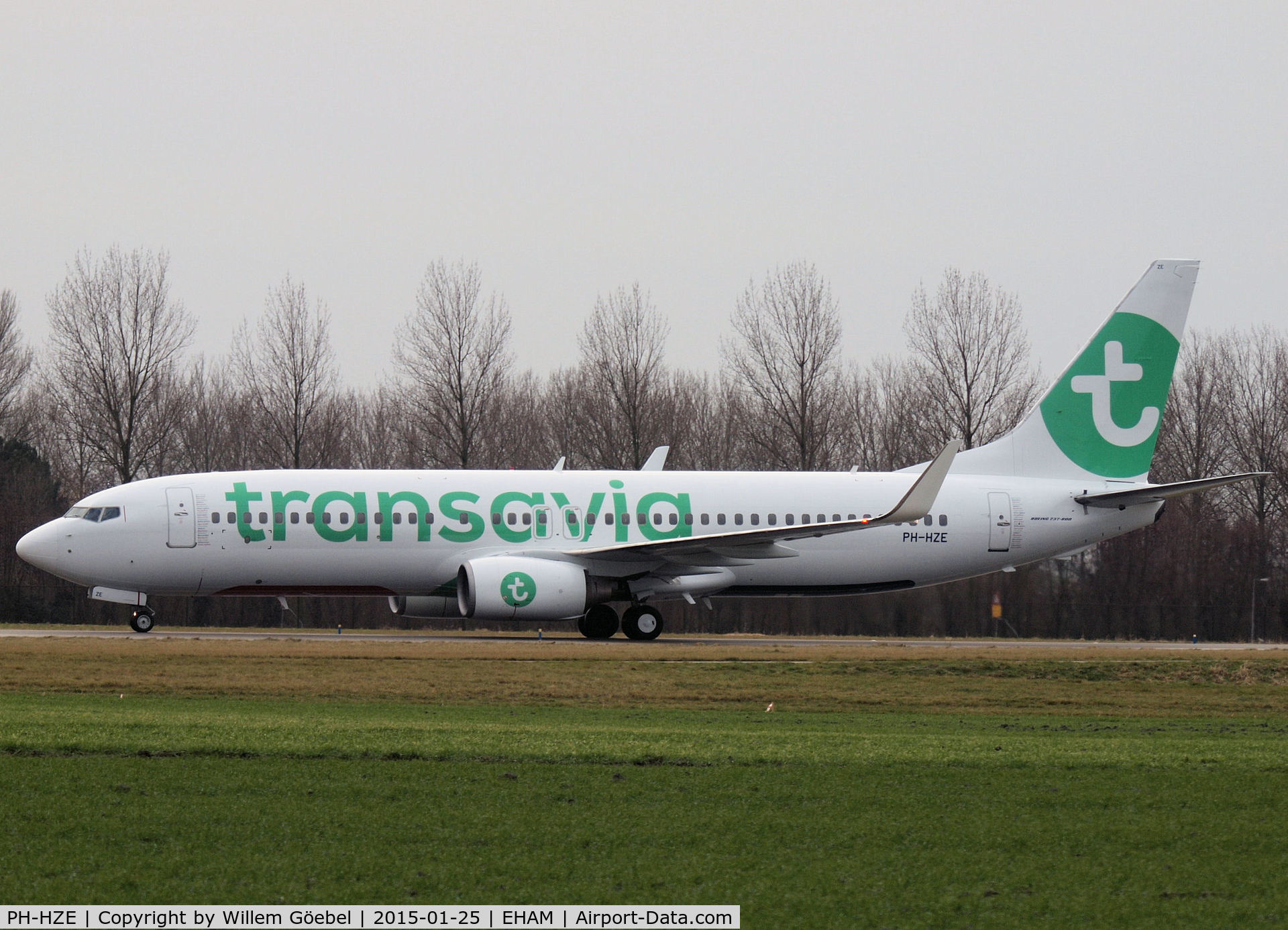 PH-HZE, 1999 Boeing 737-8K2 C/N 28377, Transavia new House colour first plane PH-HZE  just arrive on Schiphol Airport