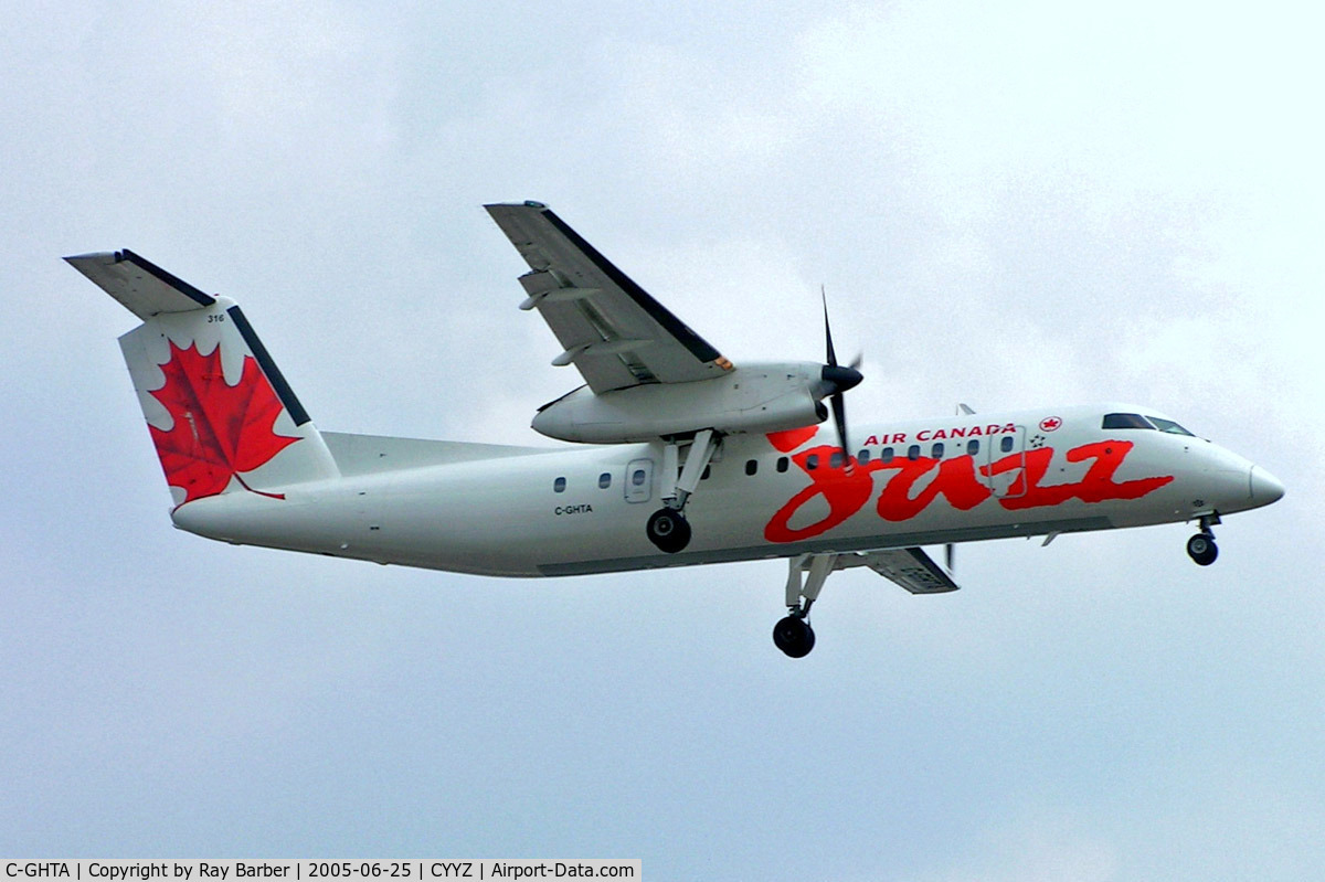 C-GHTA, 1989 De Havilland Canada DHC-8-301 Dash 8 C/N 198, De Havilland Canada DHC-8-301 Dash 8 [198] (Air Canada Jazz) Toronto~C 25/06/2005