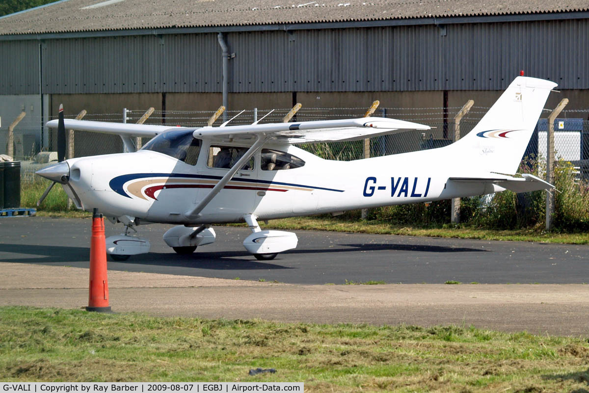 G-VALI, 2000 Cessna 182S Skylane C/N 18280757, Cessna 182S Skylane [182-80757] Staverton~G 07/08/2009