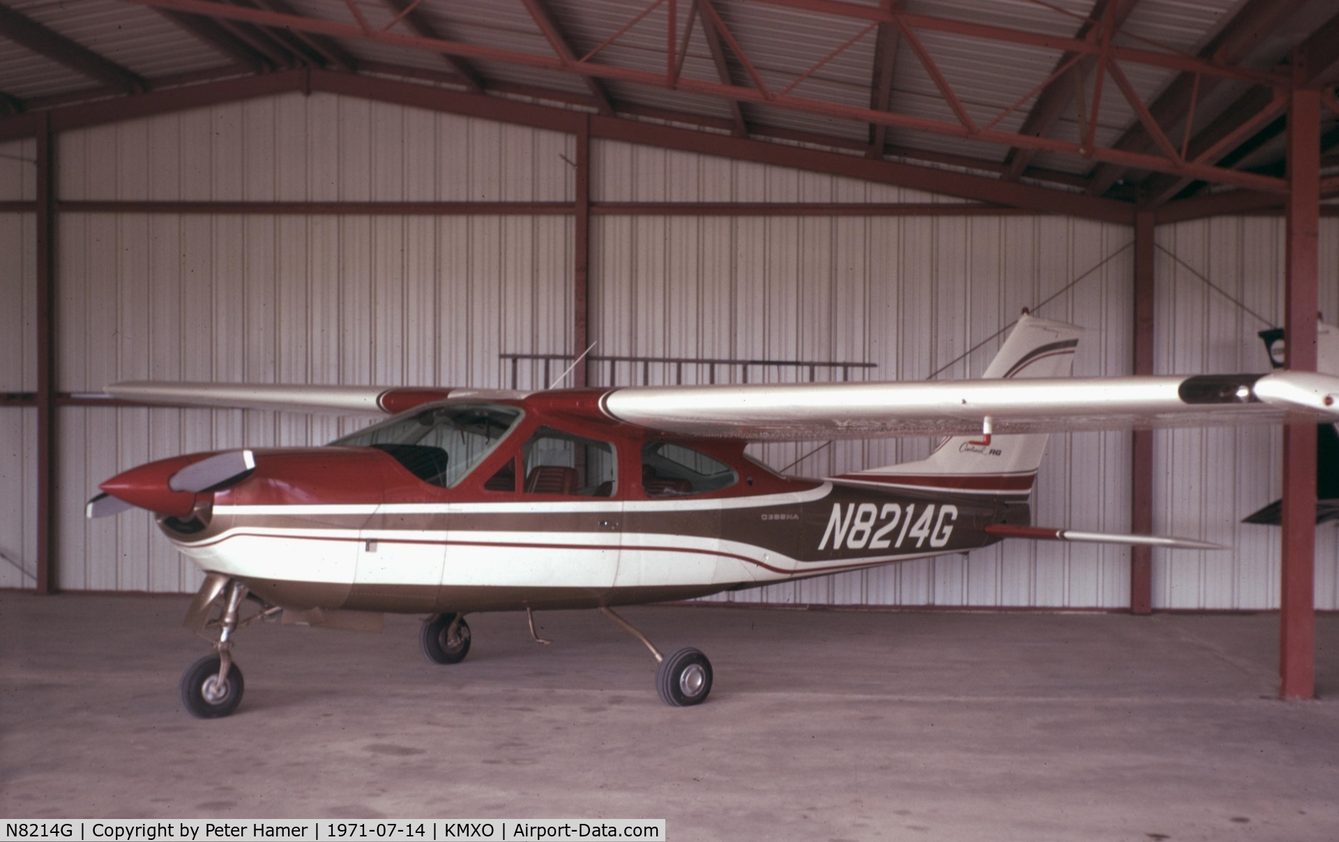 N8214G, 1971 Cessna 177RG Cardinal C/N 177RG0114, Monticello, Iowa