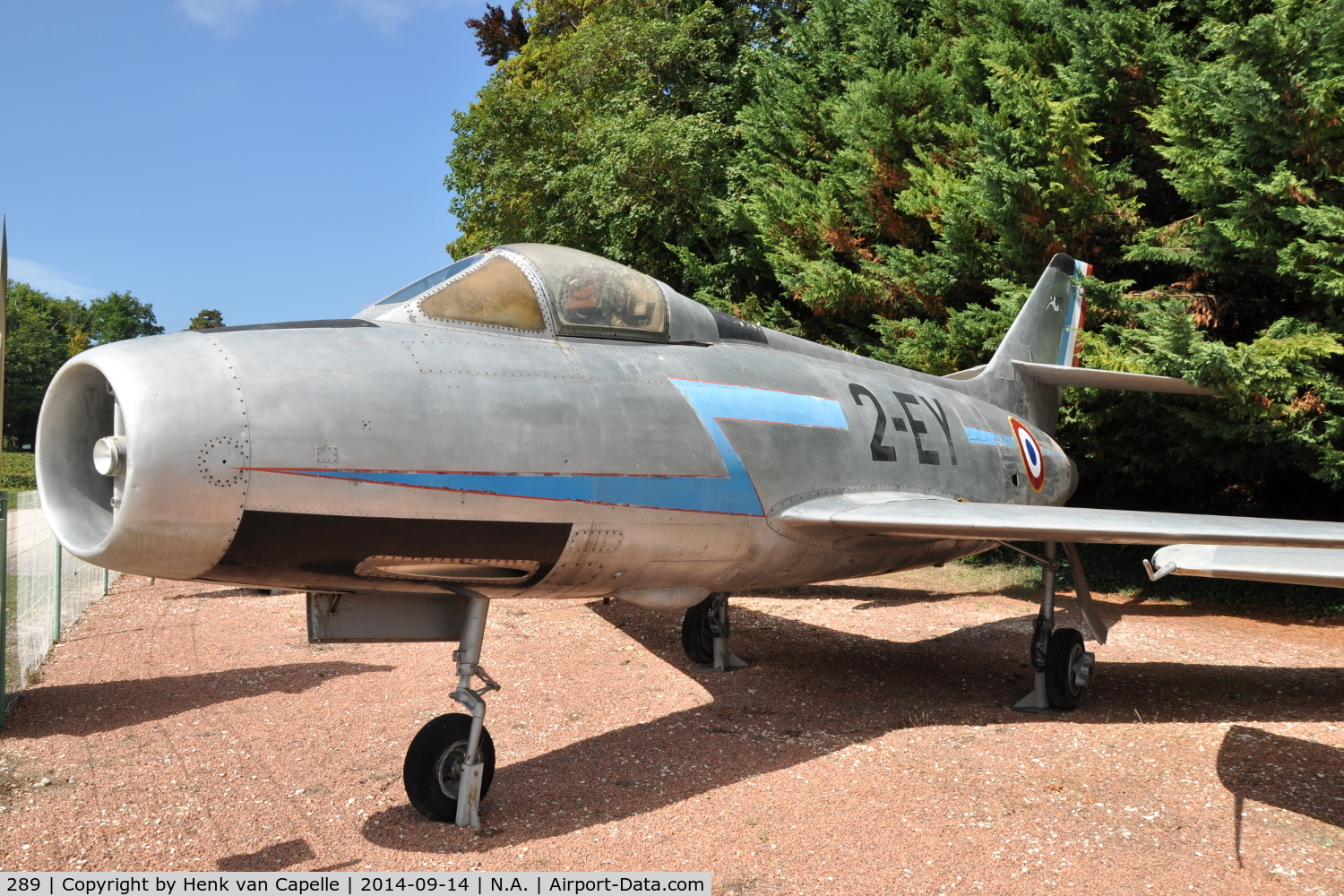 289, Dassault Mystere IVA C/N 289, Mystère IVA fighter-bomber of the French Air Force at the Chateau de Savigny aircraft museum.