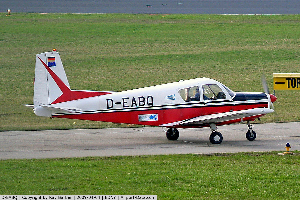 D-EABQ, SIAI-Marchetti S-205-20R C/N 4-242, SIAI-Marchetti S.205/20R [4-242] Friedrichshafen~D 04/04/2009