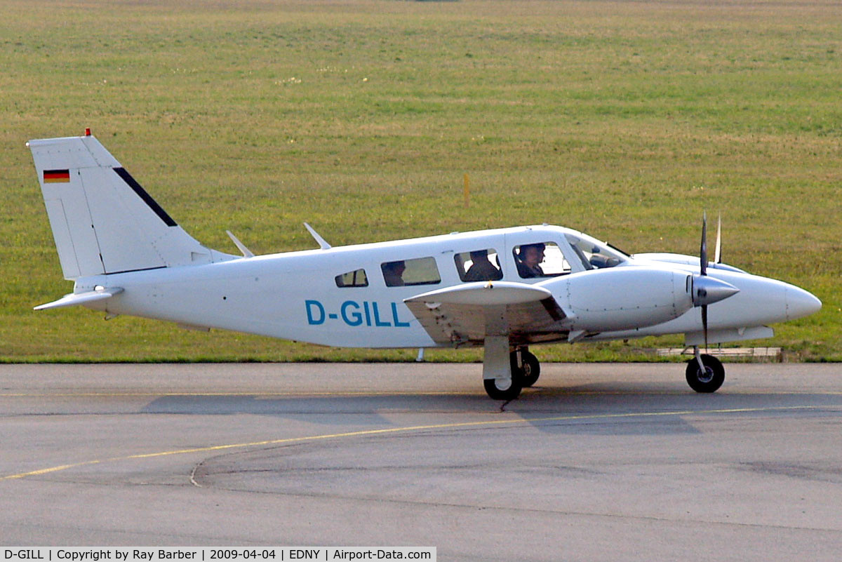 D-GILL, Piper PA-34-200T C/N 348070053, Piper PA-34-200T Seneca II [34-8070053] Friedrichshafen~D 04/04/2009