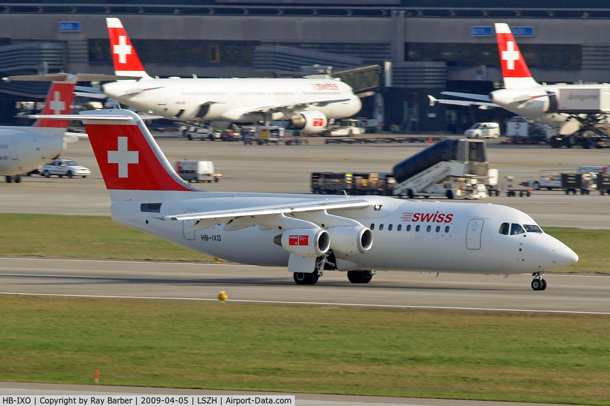 HB-IXO, 1996 British Aerospace Avro 146-RJ100 C/N E3284, BAe 146RJ-100 [E3284] ( Swiss European Air Lines) Zurich~HB 05/04/2009