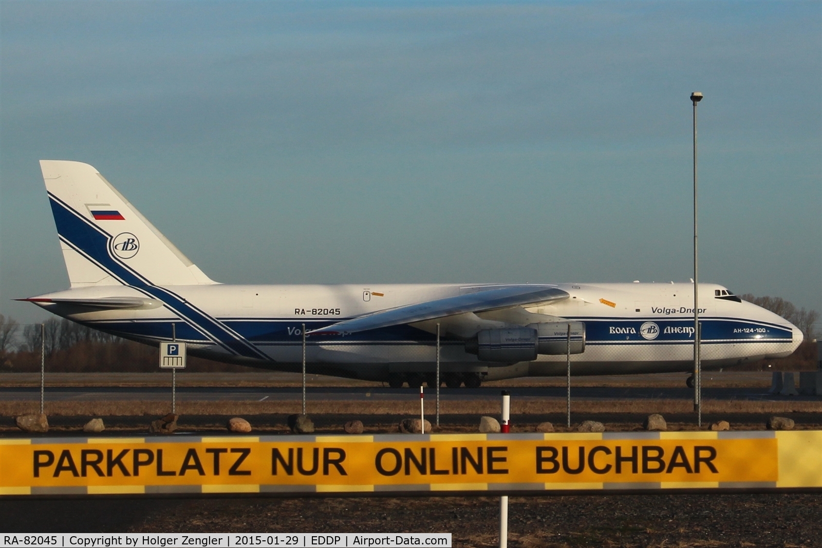 RA-82045, 1991 Antonov An-124-100 Ruslan C/N 9773052255113, A Russian-German picture at apron 3....