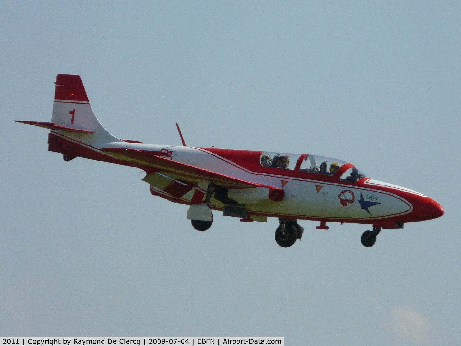 2011, PZL-Mielec TS-11 Iskra bis DF C/N 3H-2011, Landing after flying display at the Koksijde Airshow 2009.