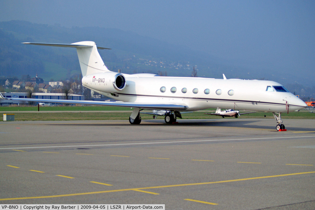 VP-BNO, 2004 Gulfstream Aerospace GV-SP (G550) C/N 5050, Gulfstream G550 [5050] Altenrhein~HB 05/04/2009
