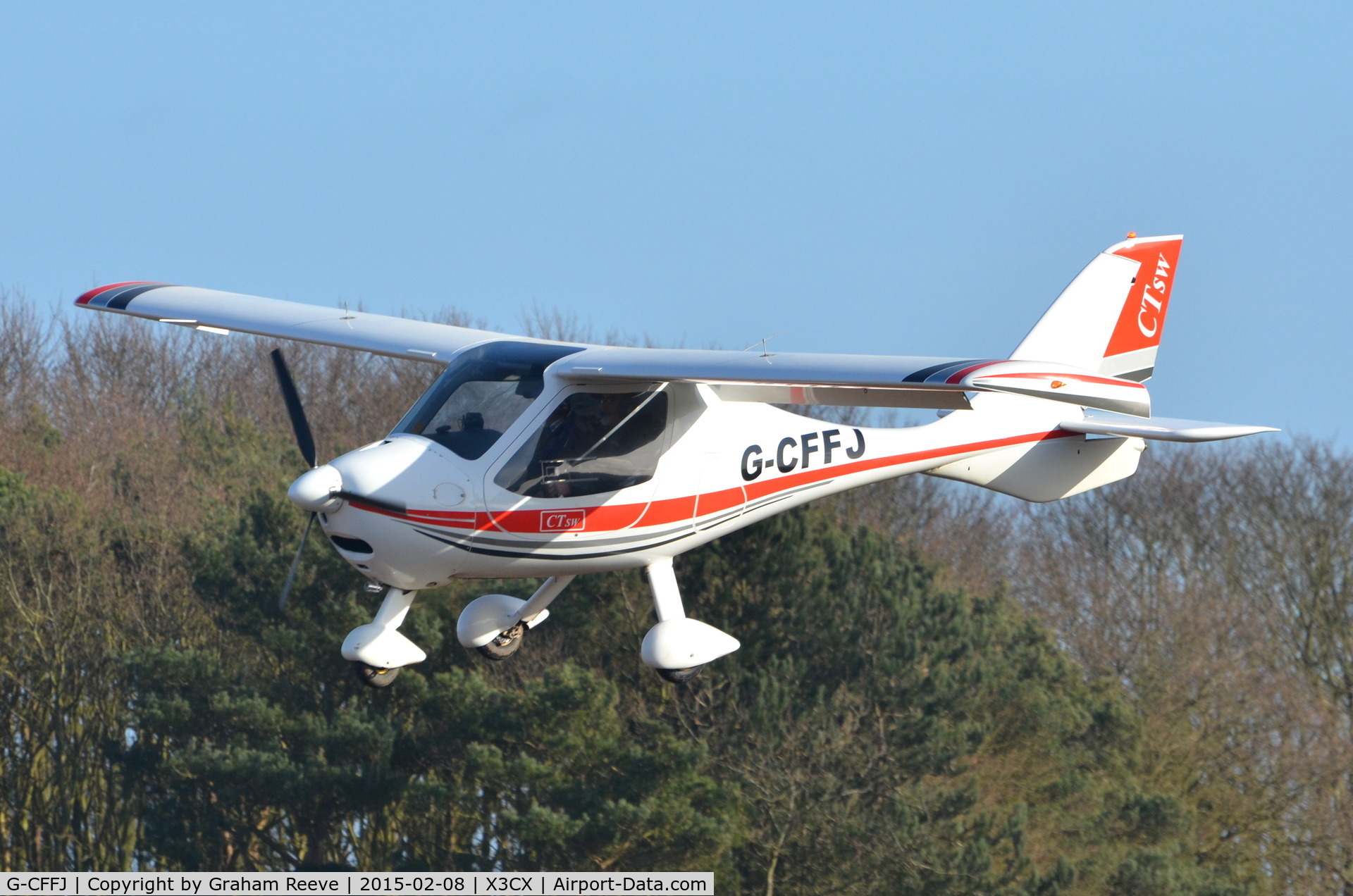 G-CFFJ, 2008 Flight Design CTSW C/N 8391, About to land at Northrepps.