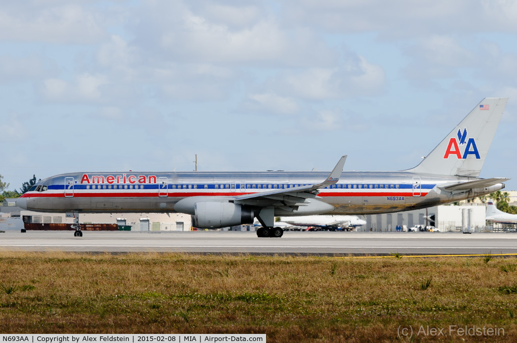 N693AA, 1994 Boeing 757-223 C/N 26973, Miami