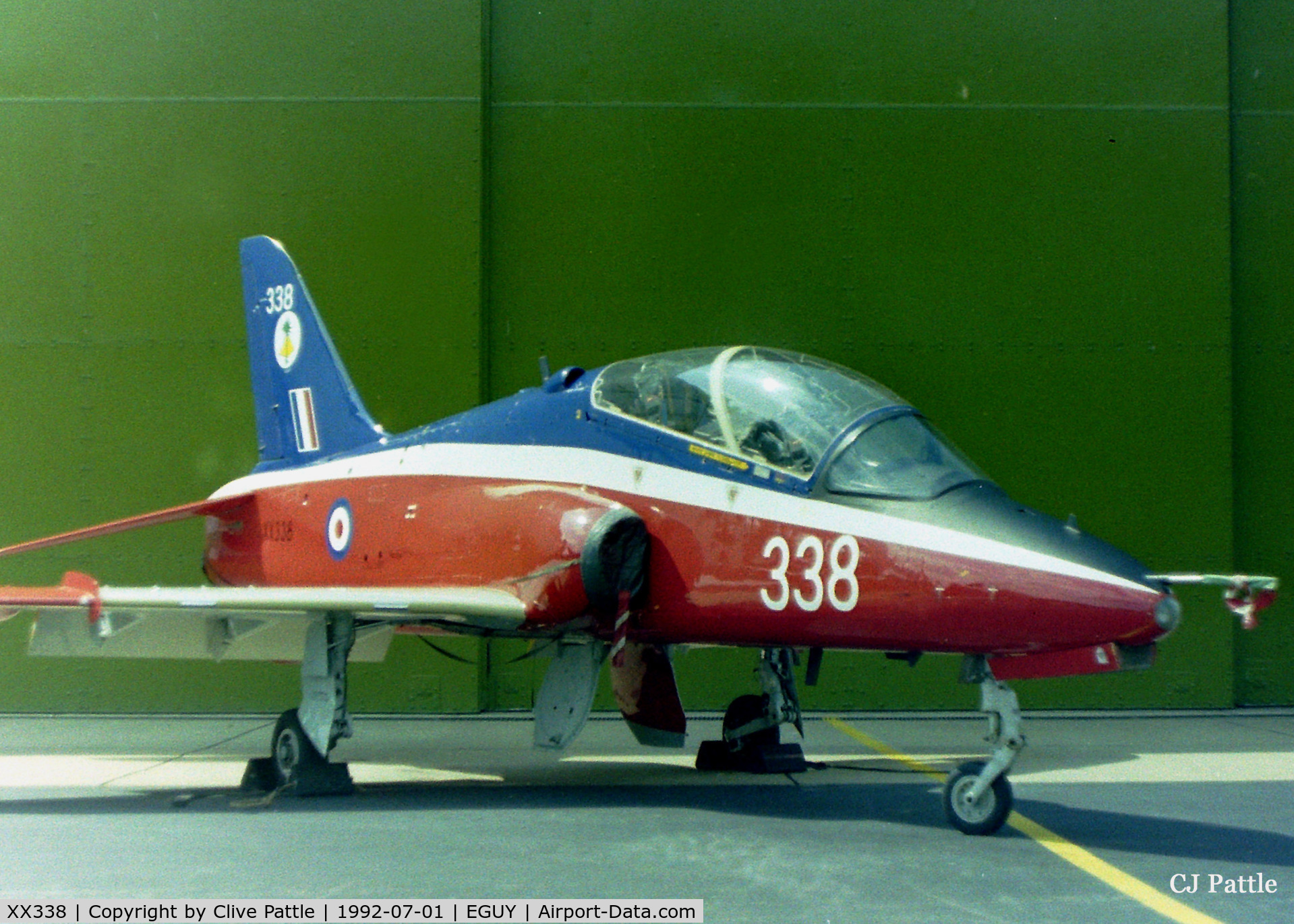 XX338, 1981 Hawker Siddeley Hawk T.1A C/N 187/312162, Pictured in its earliest colour scheme whilst visiting RAF Wyton in July 1992