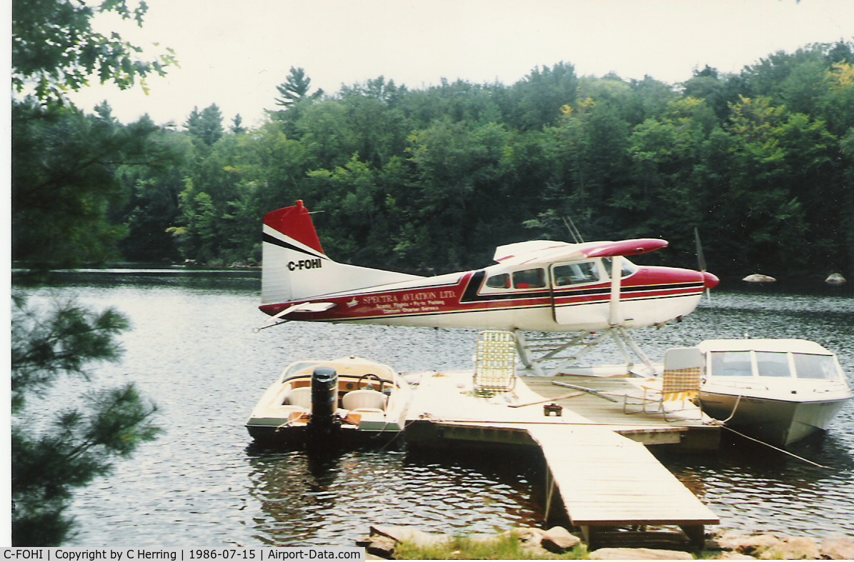 C-FOHI, 1962 Cessna 185A Skywagon C/N 185-0406, At cottage missisaga lake