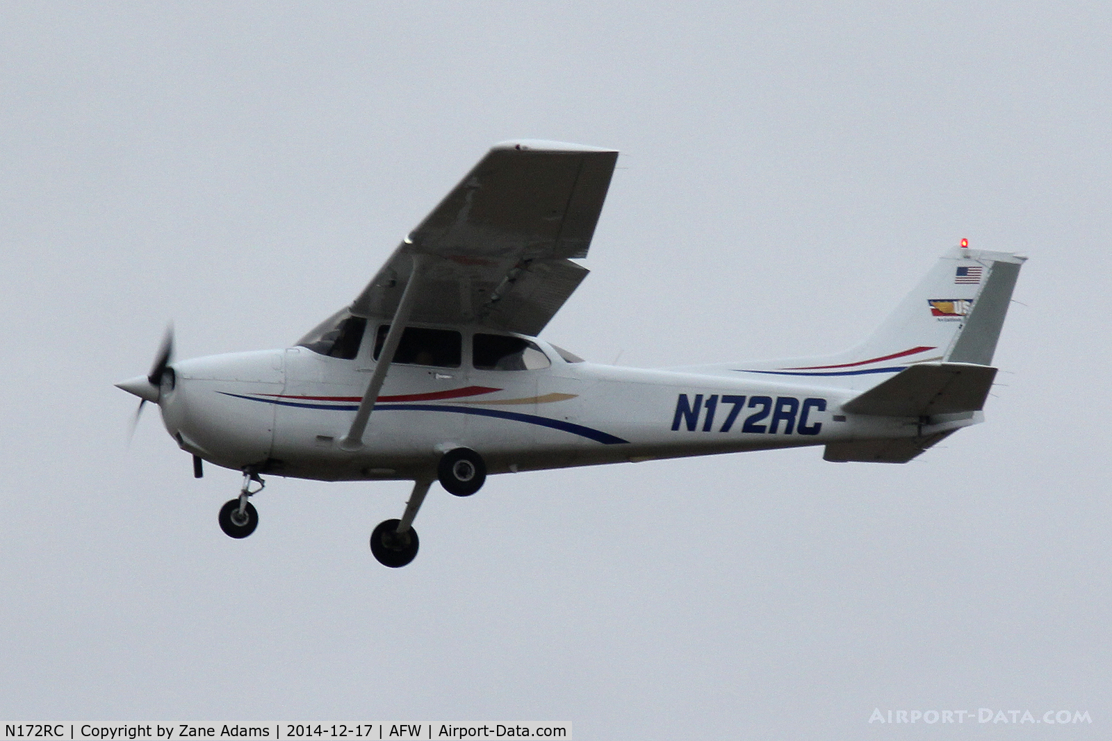 N172RC, 1997 Cessna 172R C/N 17280204, Landing at Alliance Fort Worth.