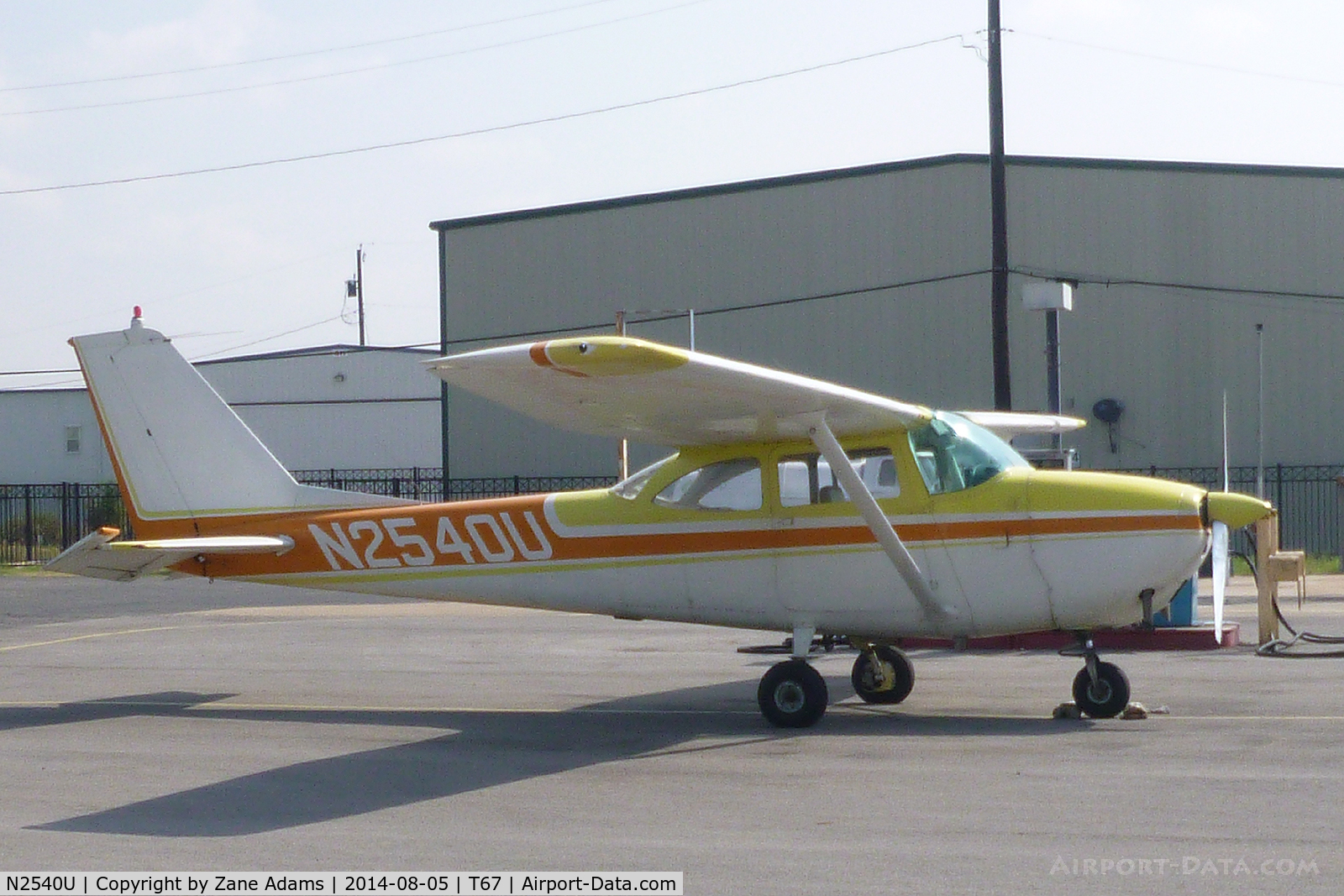 N2540U, 1963 Cessna 172D C/N 17250140, At Hicks Field - Fort Worth, TX