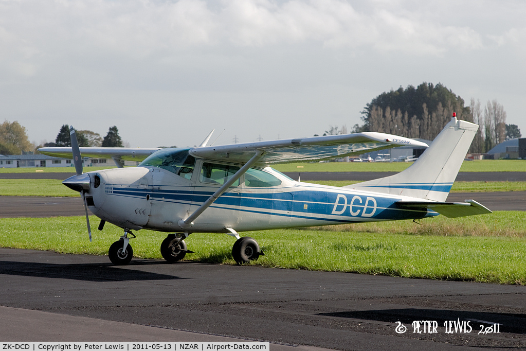 ZK-DCD, 1965 Cessna 182H Skylane C/N 18256423, Tandem Skydiving (2002) Ltd., Taupo