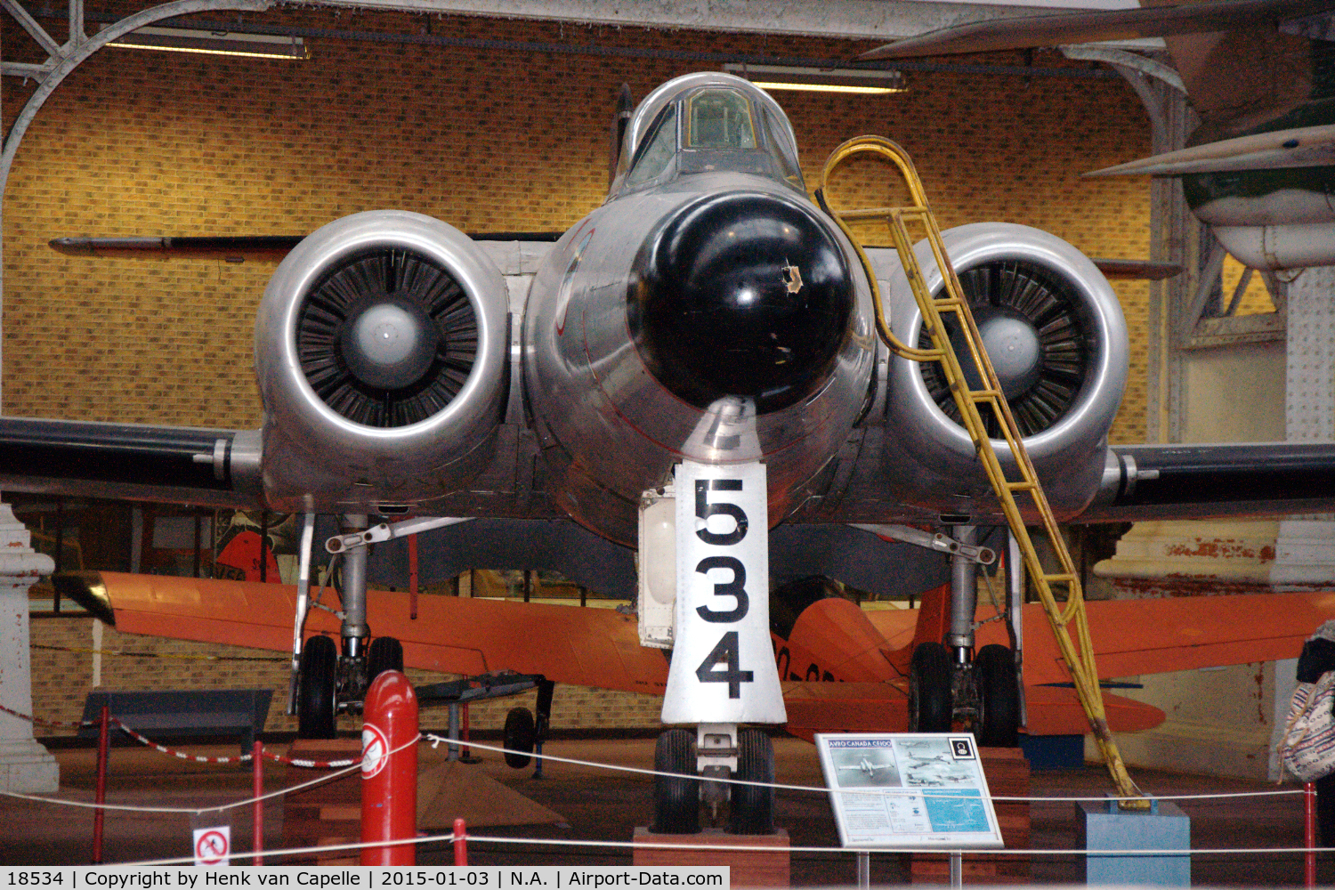 18534, Avro Canada CF-100 Mk.5 Canuck C/N 434, Frontal view of the Avro Canada CF-100 preserved in the Army Museum in Brussel, Belgium.