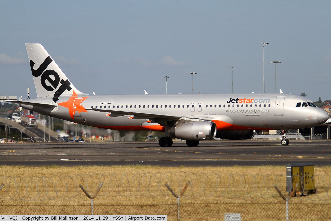 VH-VQJ, 2006 Airbus A320-232 C/N 2703, taxiing from 34L