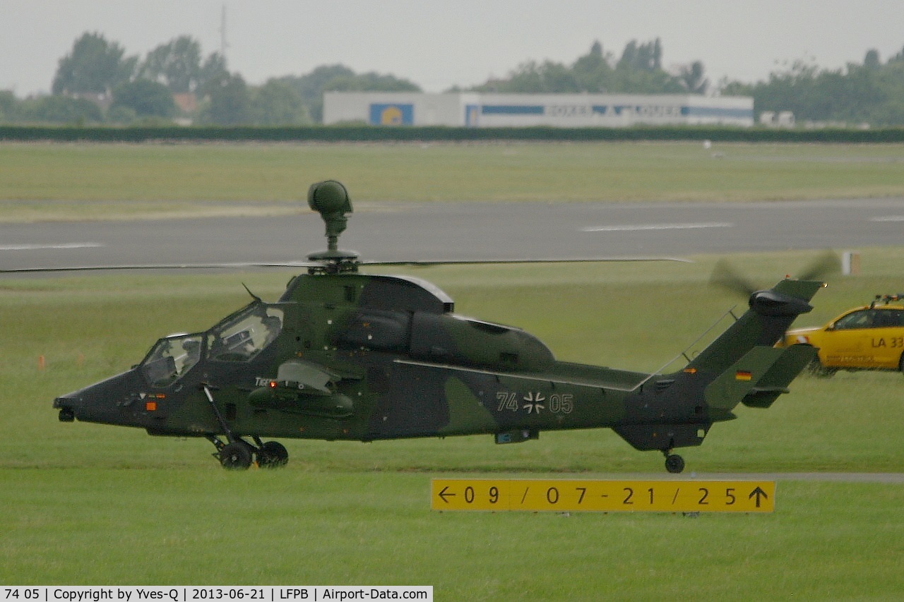74 05, Eurocopter EC-665 Tiger UHT C/N 1005, German Army Eurocopter EC-665 Tiger UHT, Holding point, Paris-Le Bourget (LFPB-LBG) Air Show 2013