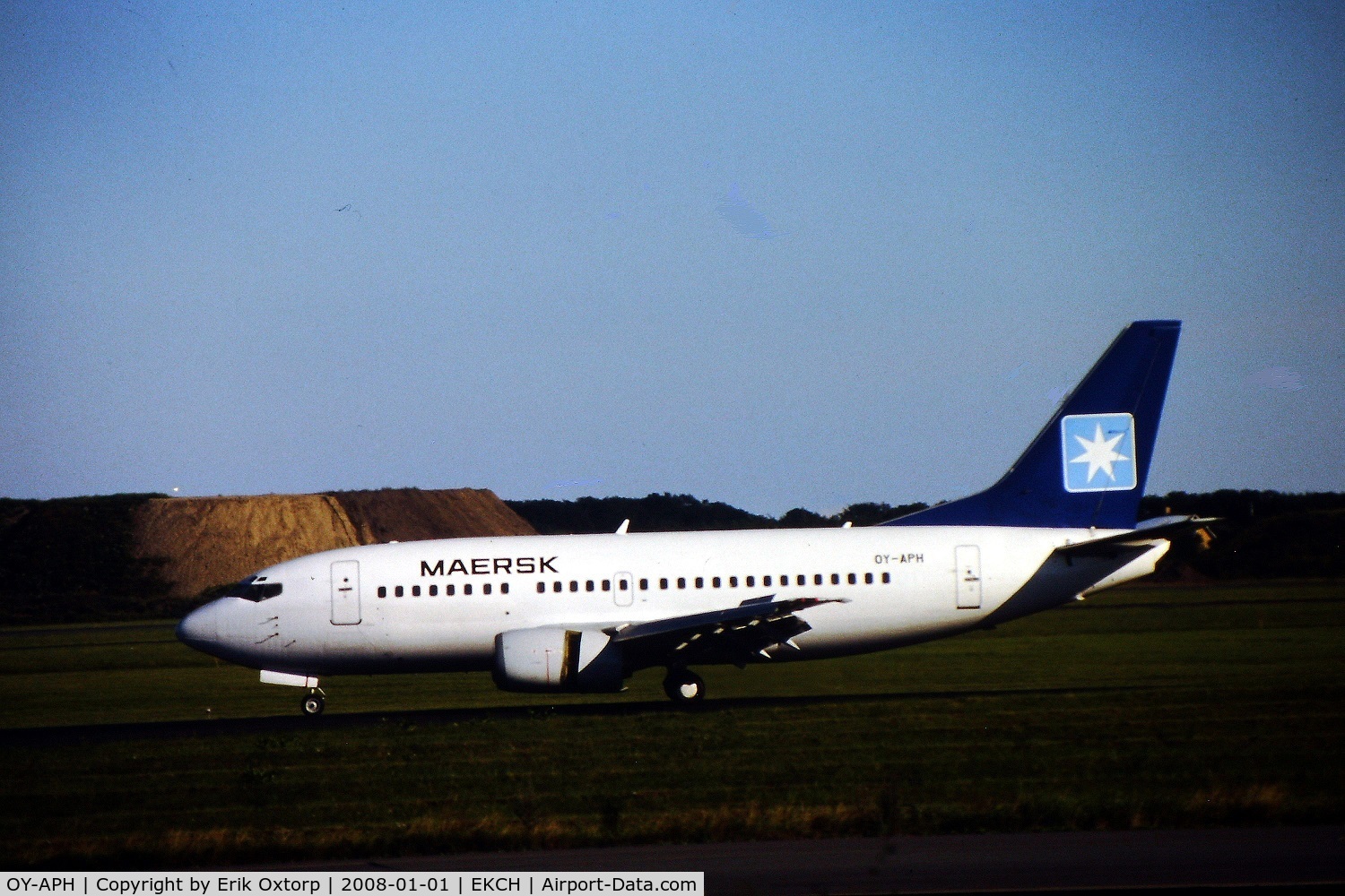 OY-APH, 1997 Boeing 737-5L9 C/N 28721, OY-APH in CPH, AUG04