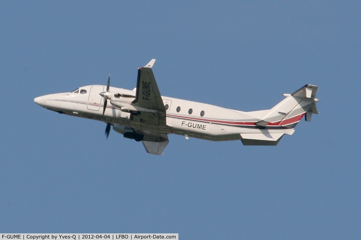 F-GUME, 1999 Beech 1900D C/N UE-371, Beech 1900D, Take off rwy 32R,  Toulouse Blagnac Airport (LFBO-TLS)