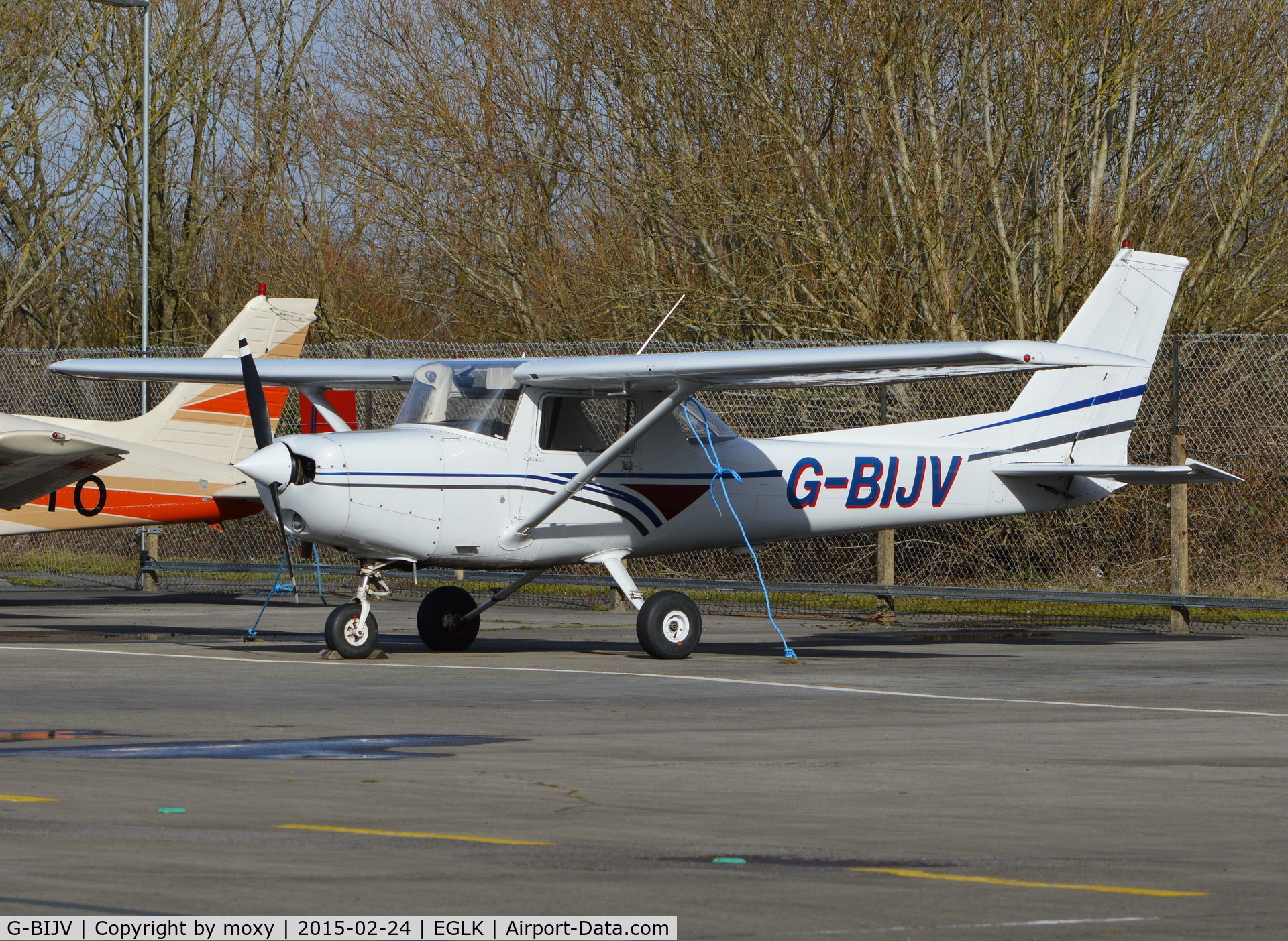 G-BIJV, 1981 Reims F152 C/N 1813, Reims Cessna F152 at Blackbushe.
