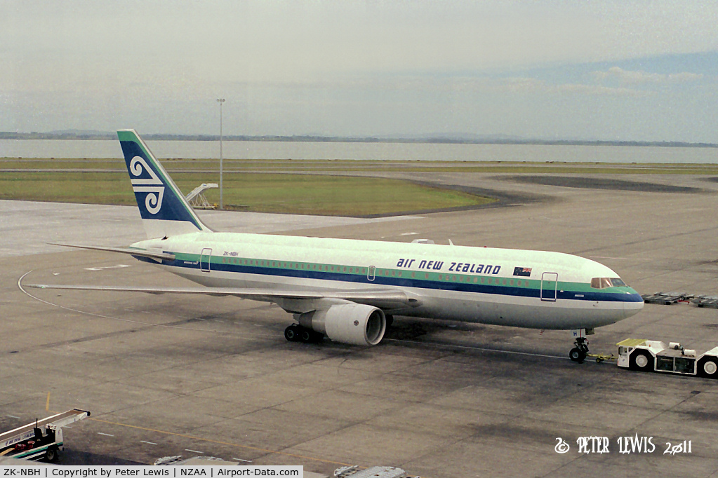 ZK-NBH, 1983 Boeing 767-209 C/N 22682, Air New Zealand Ltd., Auckland 1990