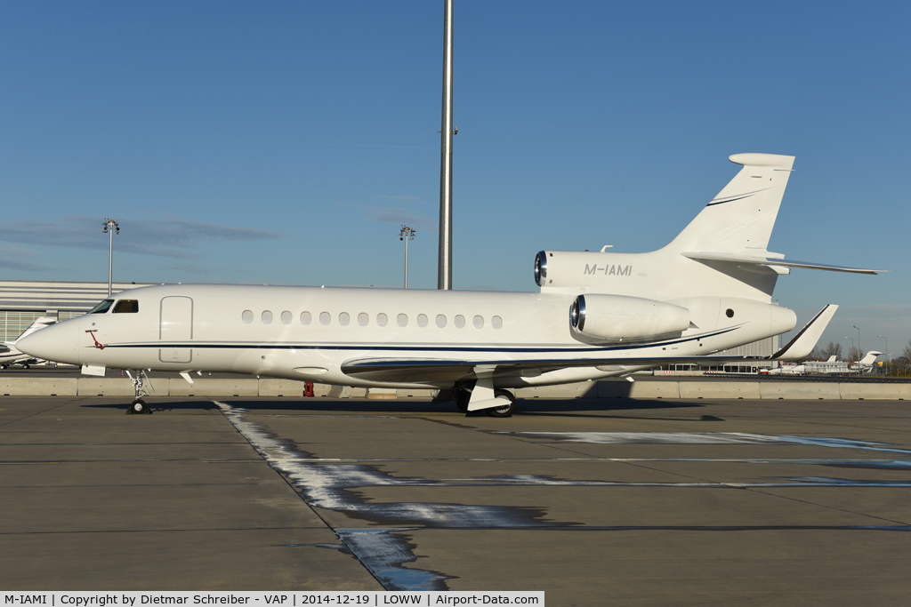 M-IAMI, 2014 Dassault Falcon 7X C/N 230, Falcon 7X