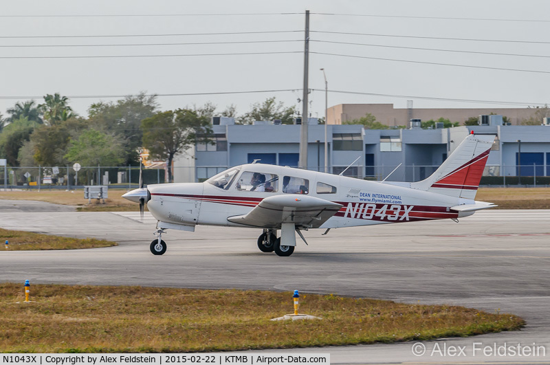 N1043X, 1975 Piper PA-28R-200 C/N 28R-7535224, Miami Executive Airport