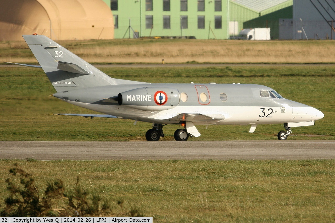 32, 1974 Dassault Falcon 10MER C/N 32, Dassault Falcon 10 MER, Taxiing after landing Rwy 26, Landivisiau Naval Air Base (LFRJ)