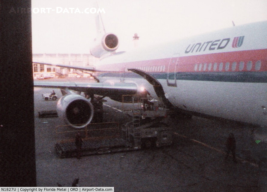 N1827U, 1975 McDonnell Douglas MD-10-10F C/N 46626, 1988 Chicago O'Hare