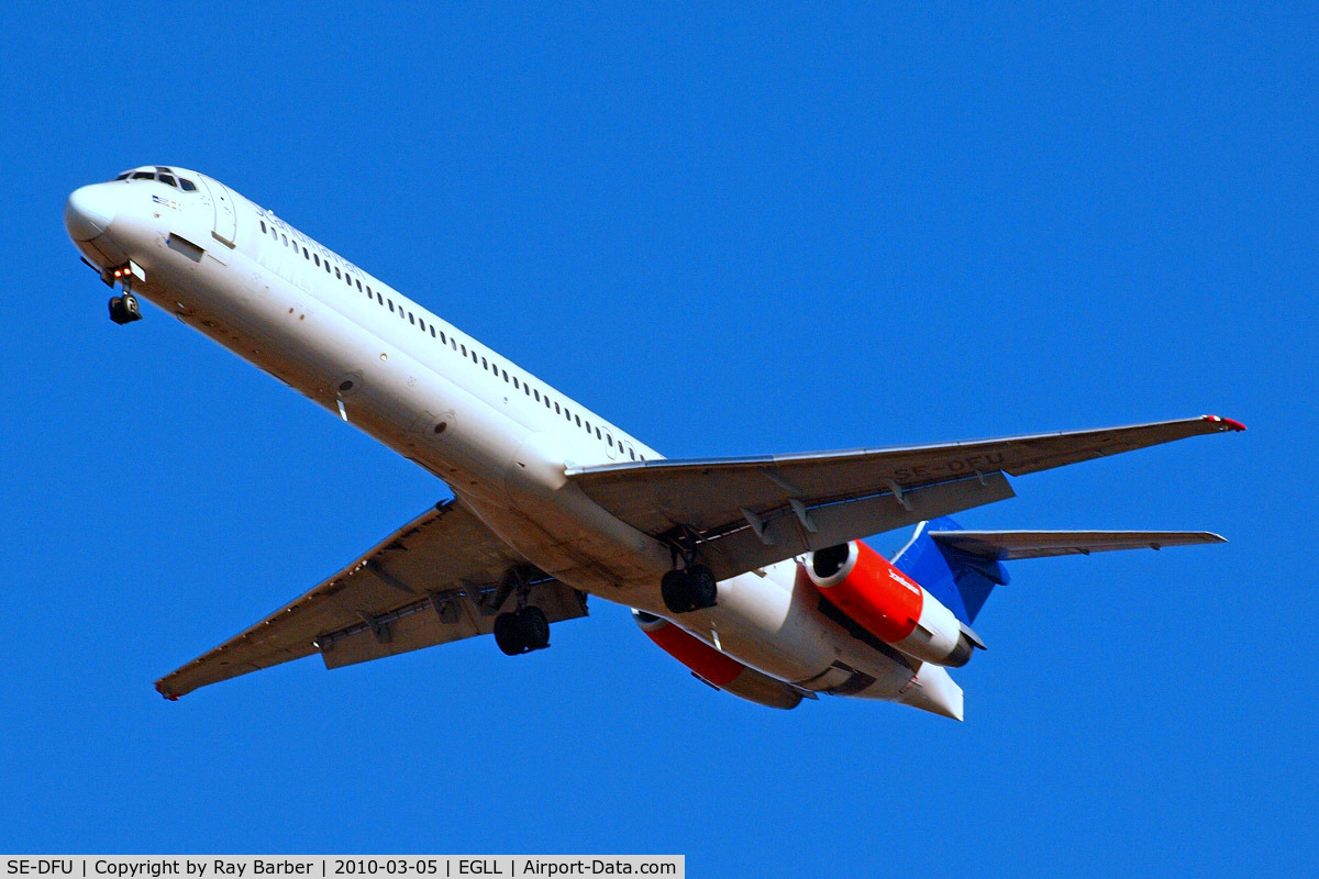 SE-DFU, 1986 McDonnell Douglas MD-83 (DC-9-83) C/N 49421, McDonnell-Douglas DC-9-82 [49421] (SAS Scandinavian Airlines) Home~G 05/03/2010. On approach 27R.