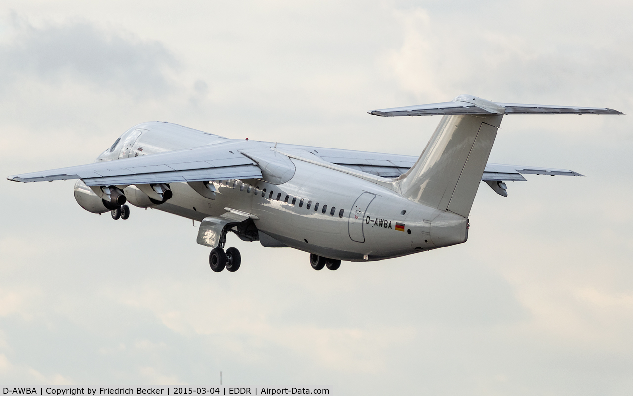 D-AWBA, 1989 British Aerospace BAe.146-300 C/N E3134, departure to Tegel