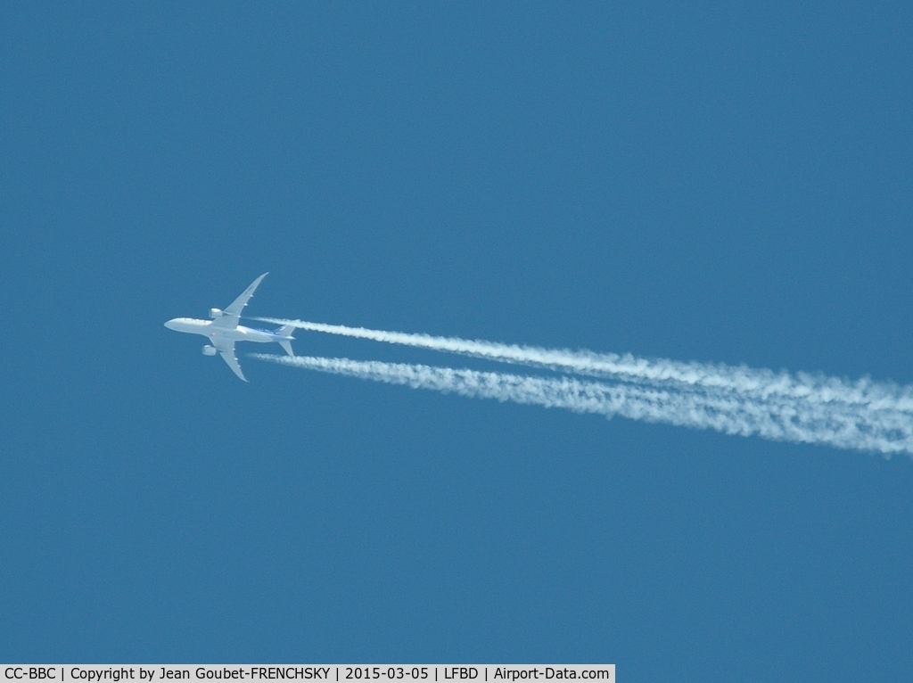 CC-BBC, 2012 Boeing 787-8 Dreamliner C/N 38472, LAN704 Santiago-Francfort via Madrid, level 400.