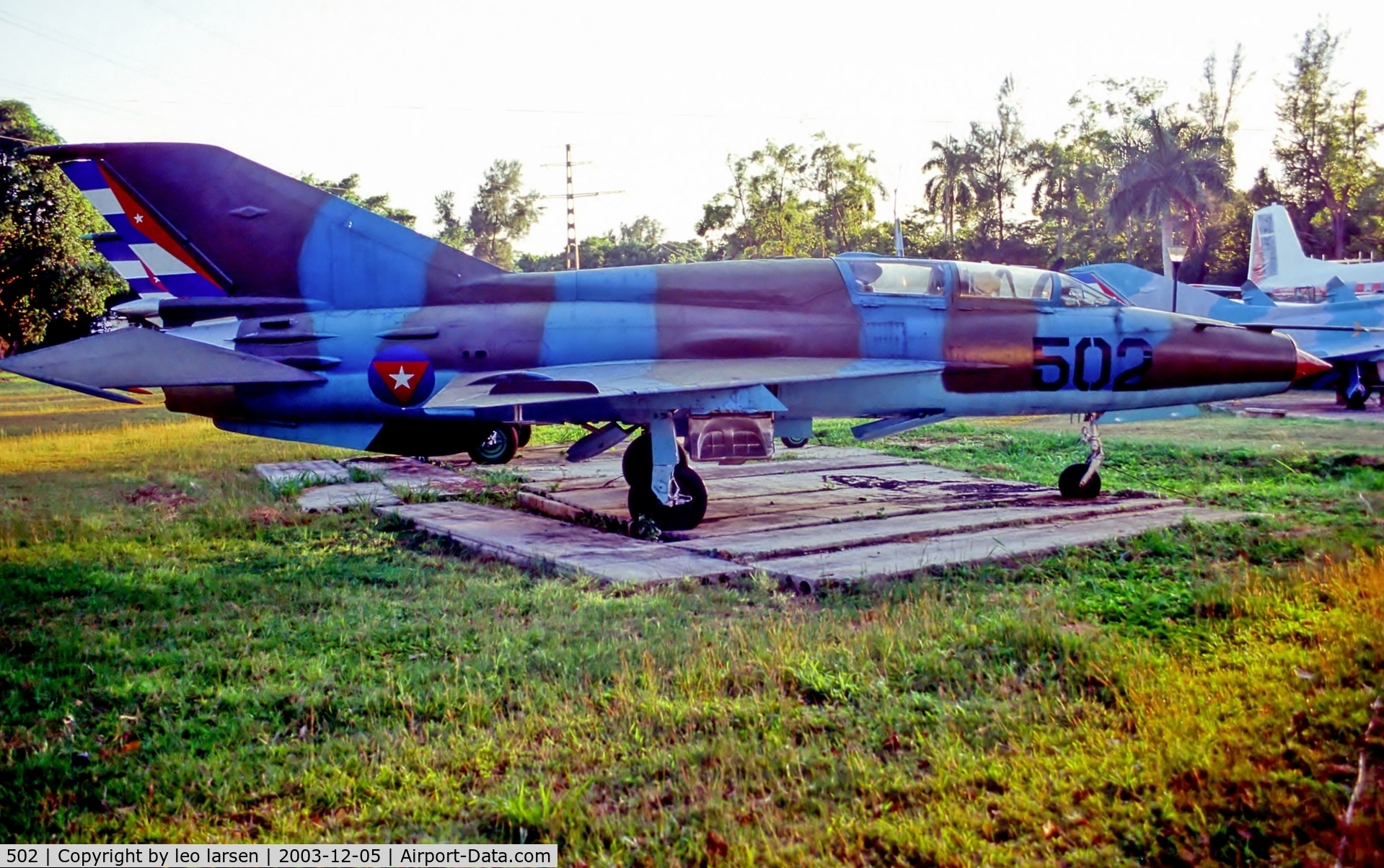 502, 1972 Mikoyan-Gurevich MiG-21UM C/N 09695162, Museo del Aire Havana 5.12.03