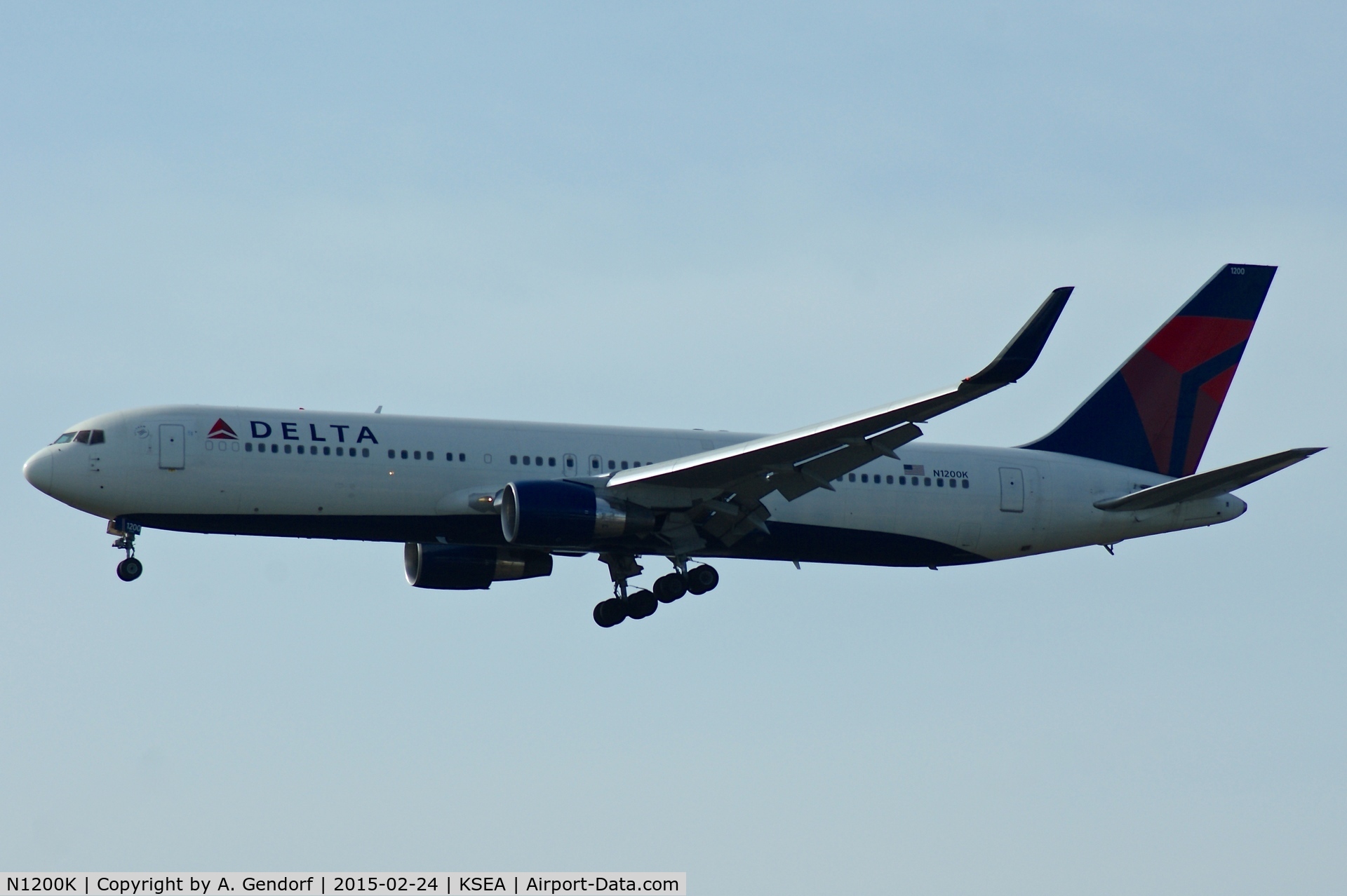 N1200K, 1998 Boeing 767-332 C/N 28457, Delta, is here landing at Seattle-Tacoma Int'l(KSEA), Runway 16C