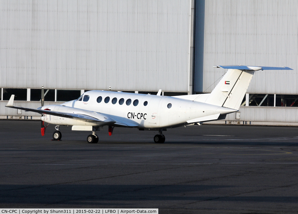 CN-CPC, Hawker Beechcraft Corp B300C King Air C/N FM-33, Parked at the General Aviation area... UAE flag on tail...
