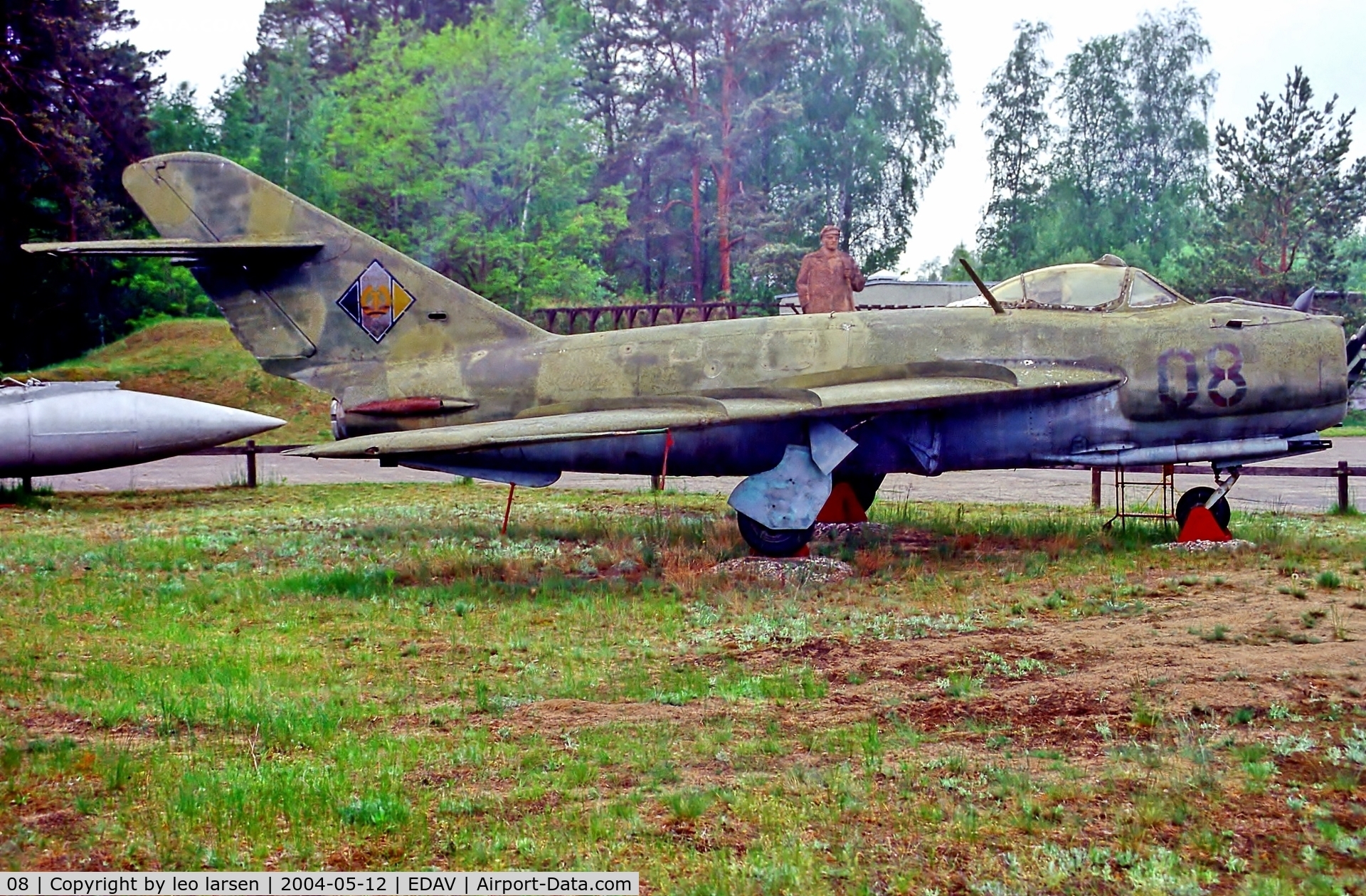 08, 1957 Mikoyan-Gurevich MiG-17F C/N IC06-30, Finow Air Museum 12.5.04.Polish built (Lim-5.)
c/n IC 06-30.ex 300.