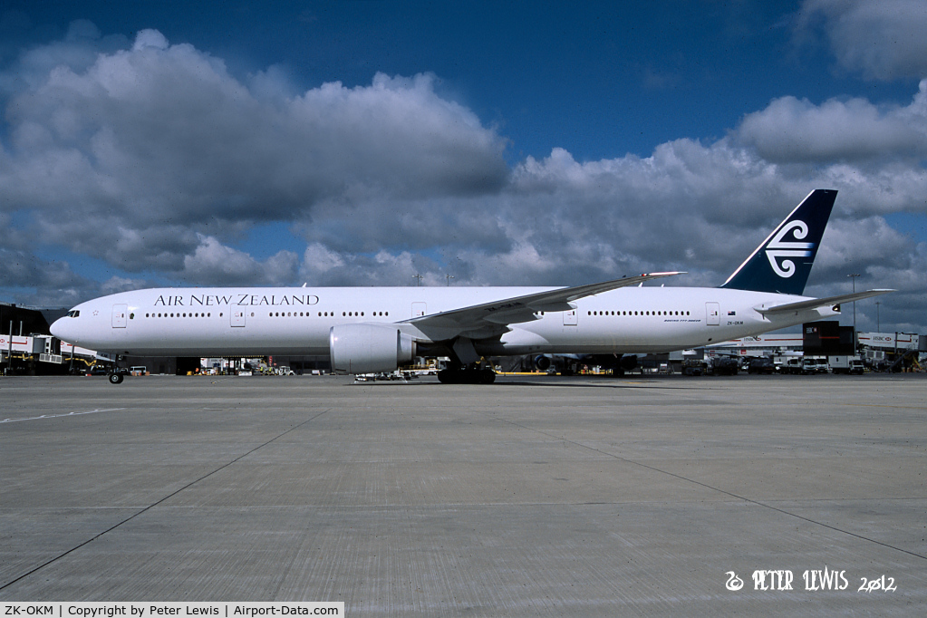 ZK-OKM, 2010 Boeing 777-306/ER C/N 38405, Air New Zealand Ltd., Auckland
