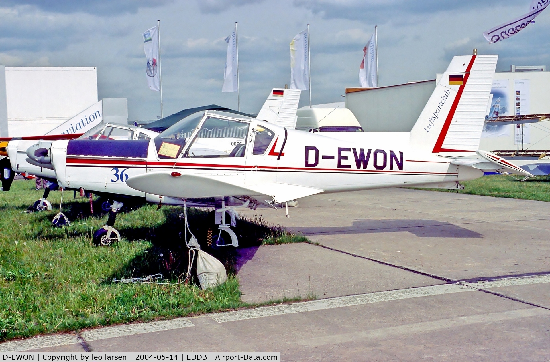 D-EWON, 1978 Zlin Z-42M C/N 0132/05, Berlin Air Show 14.5.04