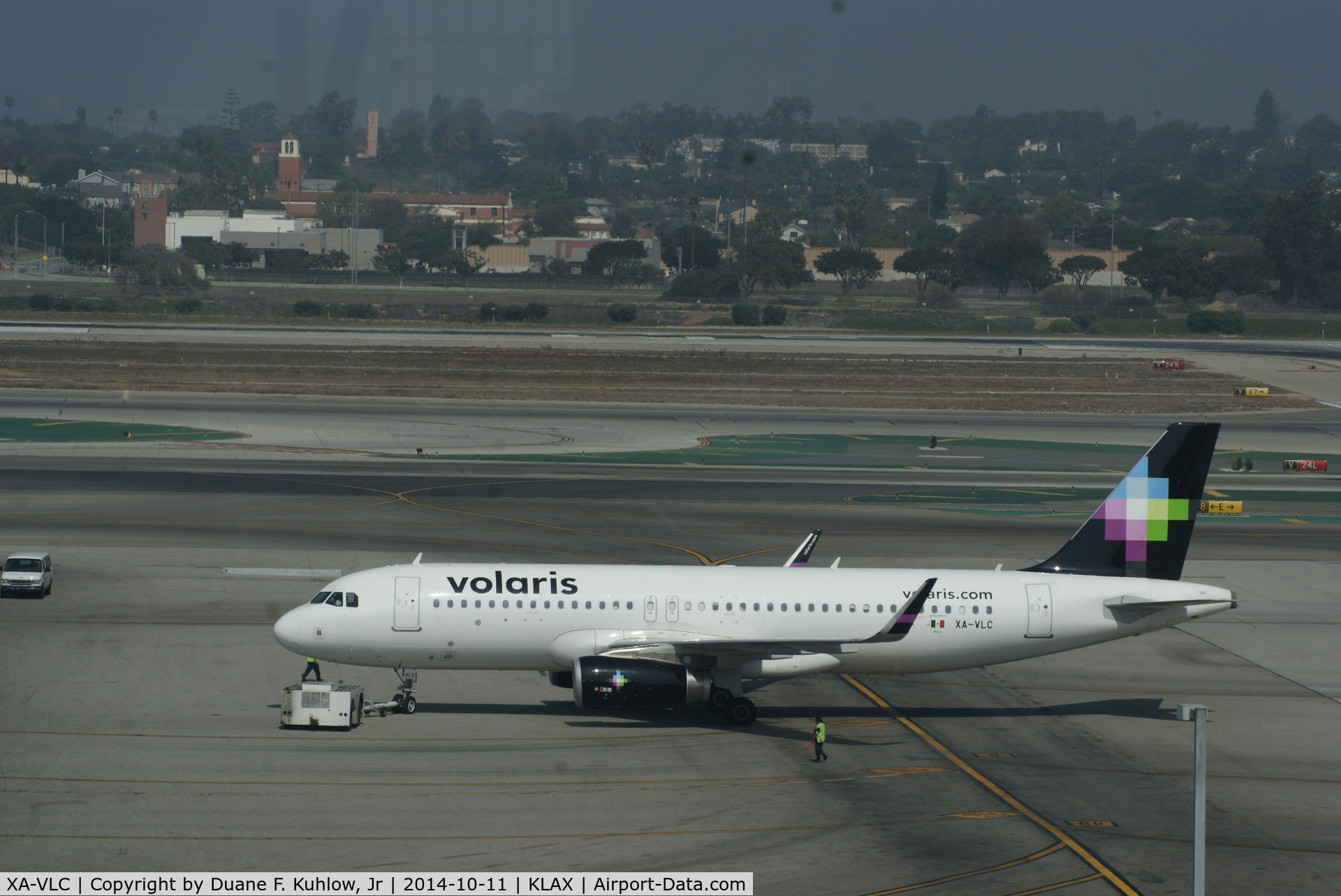 XA-VLC, 2014 Airbus A320-233 C/N 5996, XA-VLC during pushback at LAX October 2014