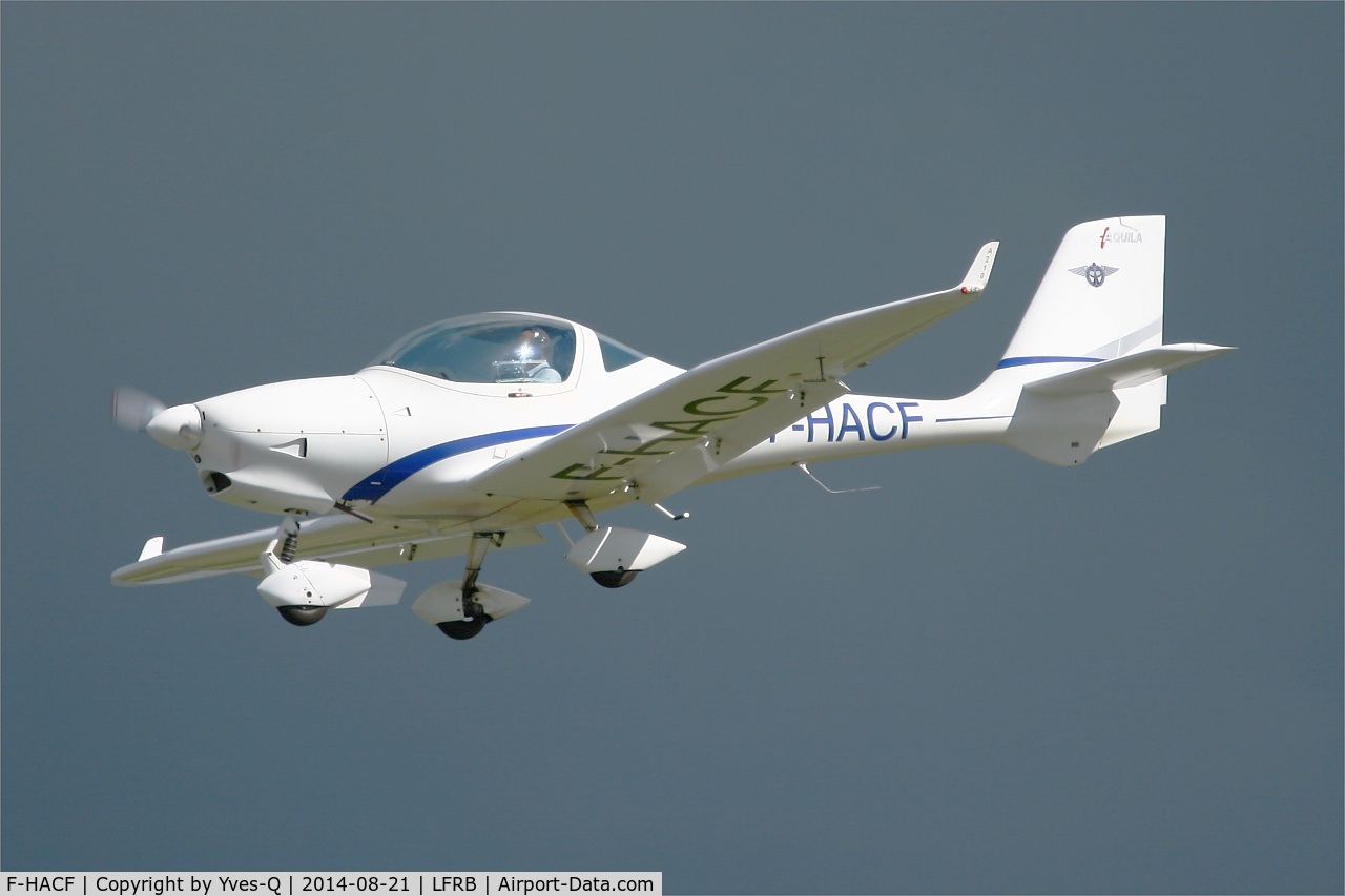 F-HACF, Aquila A210 (AT01) C/N AT01-125, Aquila A210 (AT01), Short approach rwy 25L, Brest-Bretagne Airport (LFRB-BES)