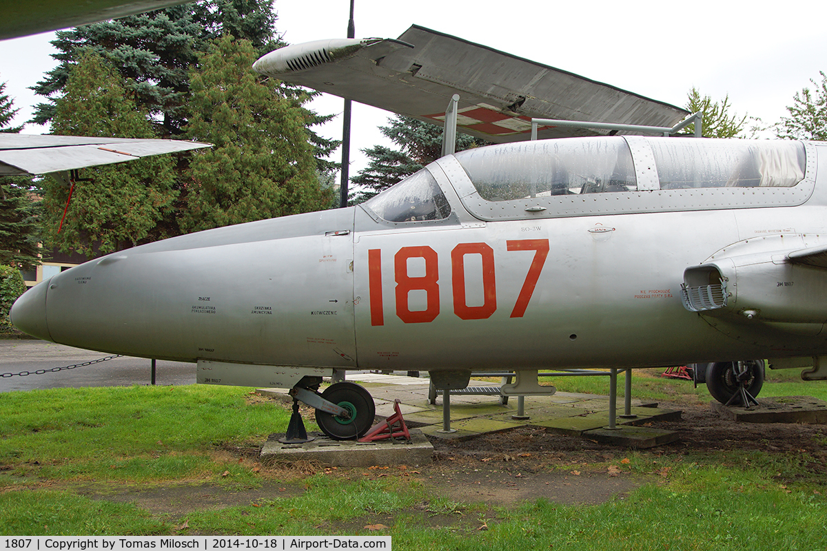 1807, PZL-Mielec TS-11 Iskra bis DF C/N 3H-1807, Former Polish Air Force aircraft, displayed at Polish Army Museum Kolobrzeg.